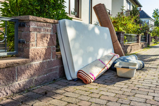 Best Junk Hauling Services  in Etowah, TN